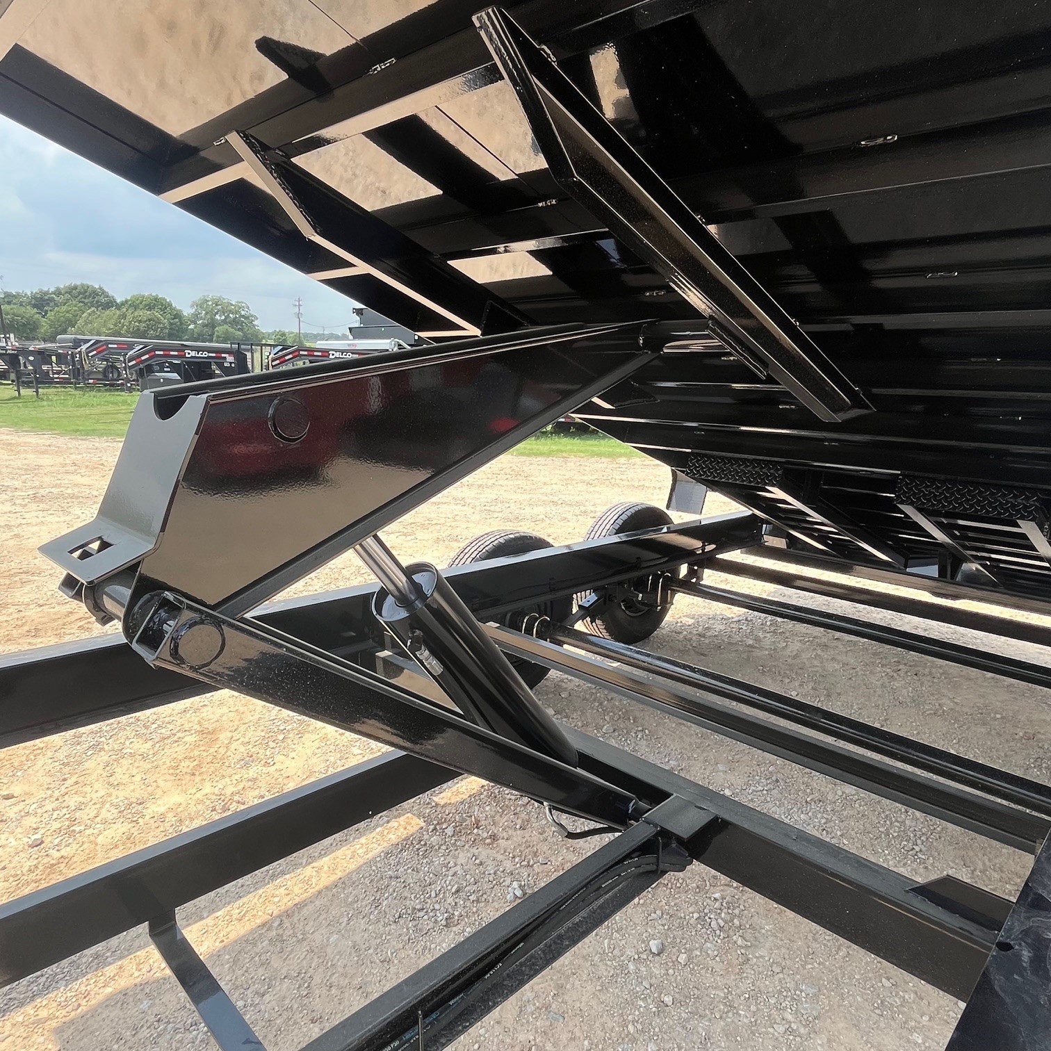 2024DelcoD416034220 Hallettsville, TX Trailer Dealership