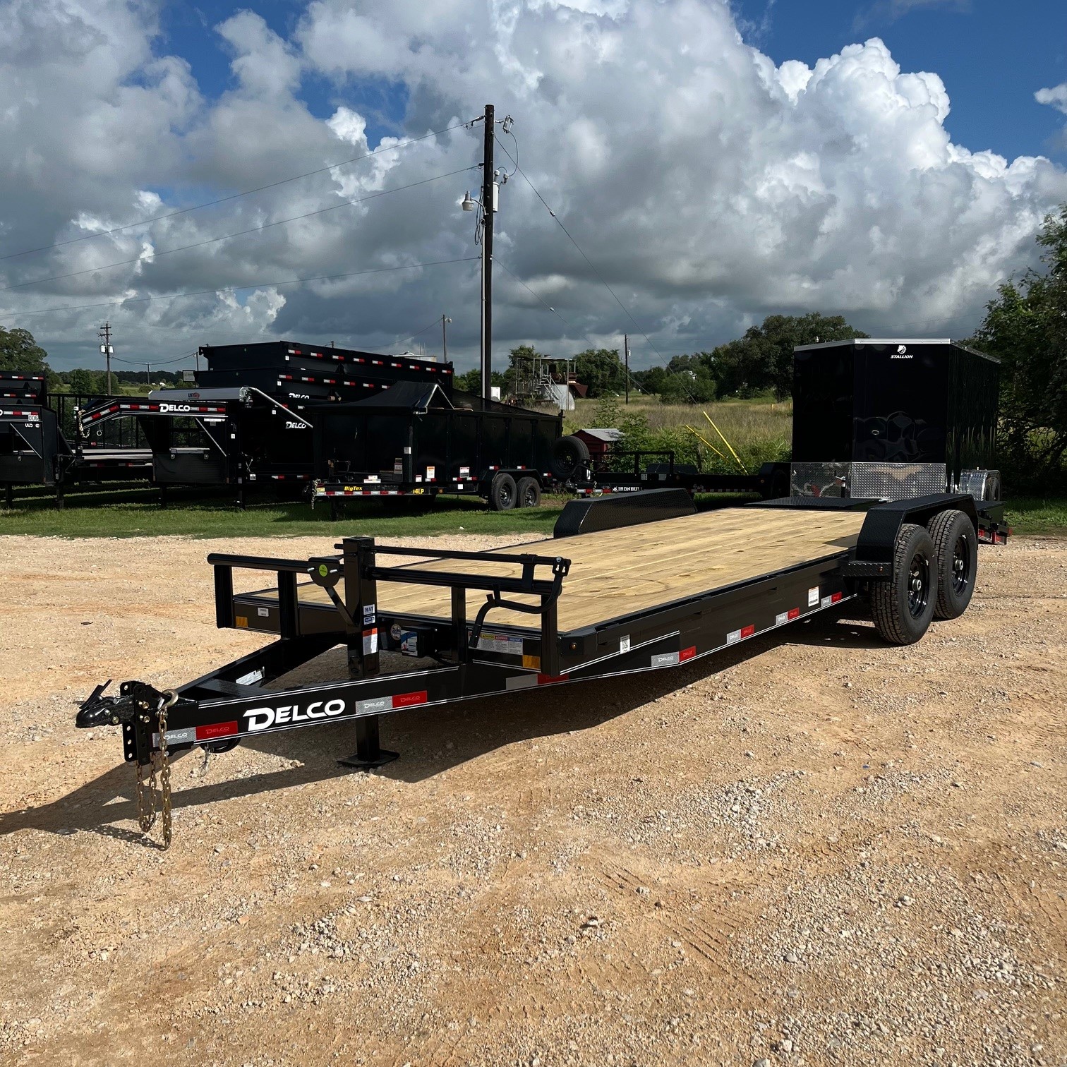 2024DelcoC522035917 Hallettsville, TX Trailer Dealership