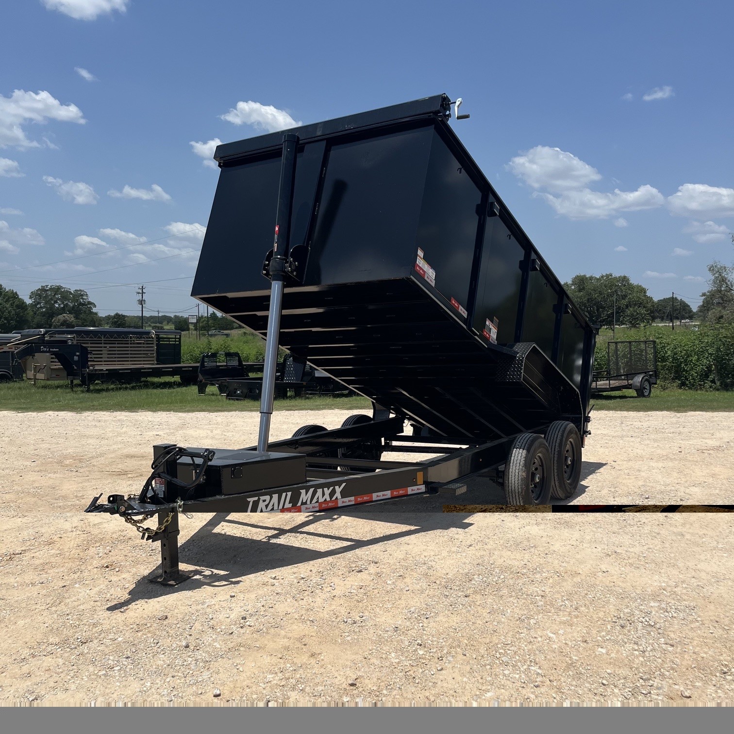 2026 Trailmaxx DT27-14'4 Dump Trailer